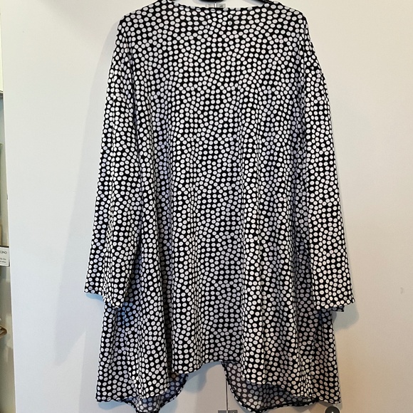 💲⬇️ Russell Kemp New York Black & White Polka Dot Top - Picture 6 of 8